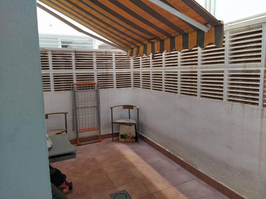 Apartmán Bajo Puerta De Alcazaba Retamar  Exteriér fotografie