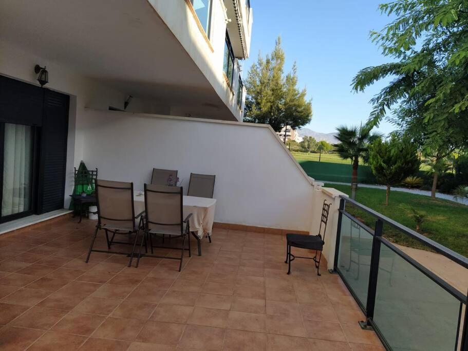 Apartmán Bajo Puerta De Alcazaba Retamar  Exteriér fotografie