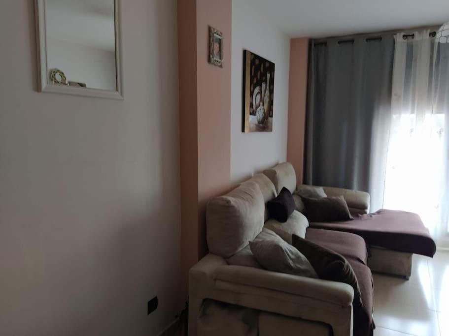 Apartmán Bajo Puerta De Alcazaba Retamar  Exteriér fotografie