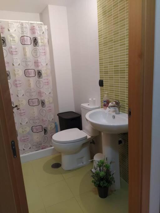 Apartmán Bajo Puerta De Alcazaba Retamar  Exteriér fotografie