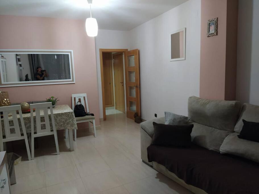 Apartmán Bajo Puerta De Alcazaba Retamar  Exteriér fotografie